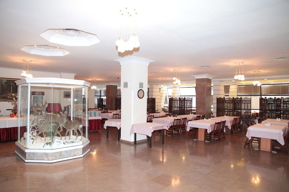 Shirak Hotel Yerevan Exterior photo