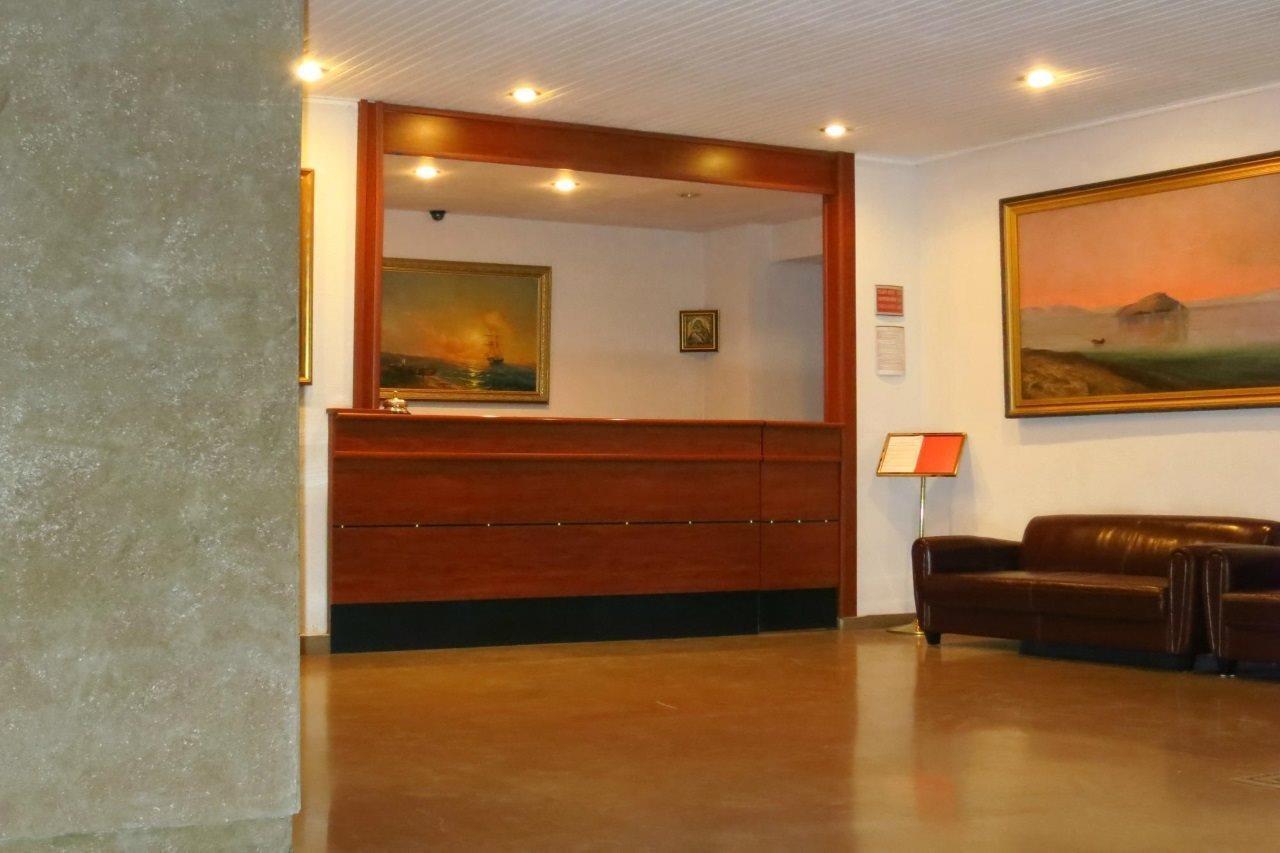 Shirak Hotel Yerevan Exterior photo