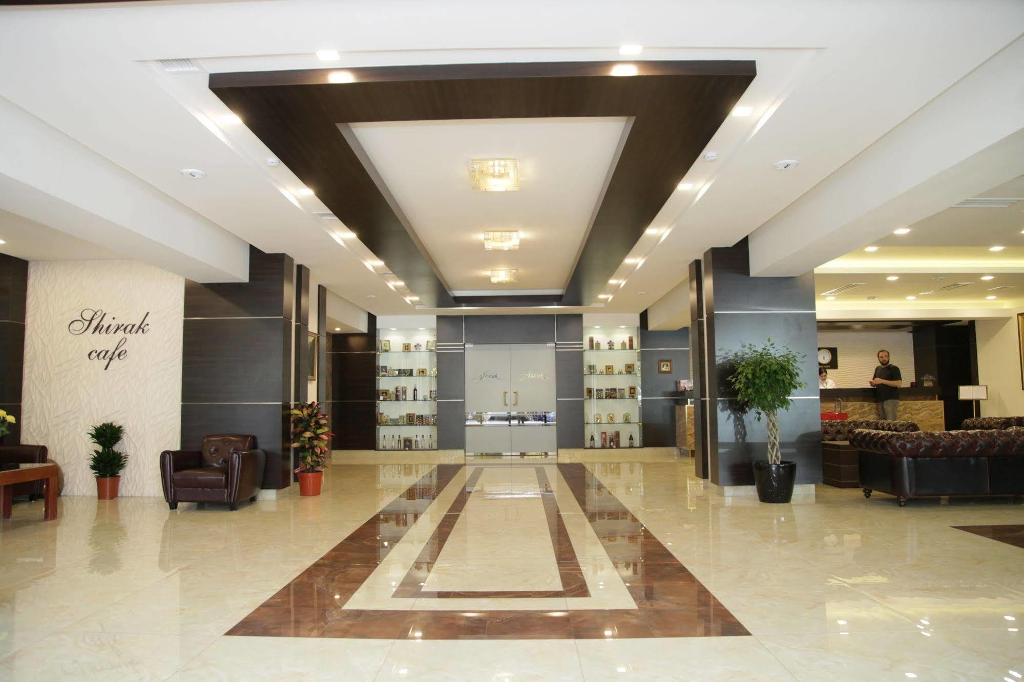 Shirak Hotel Yerevan Exterior photo